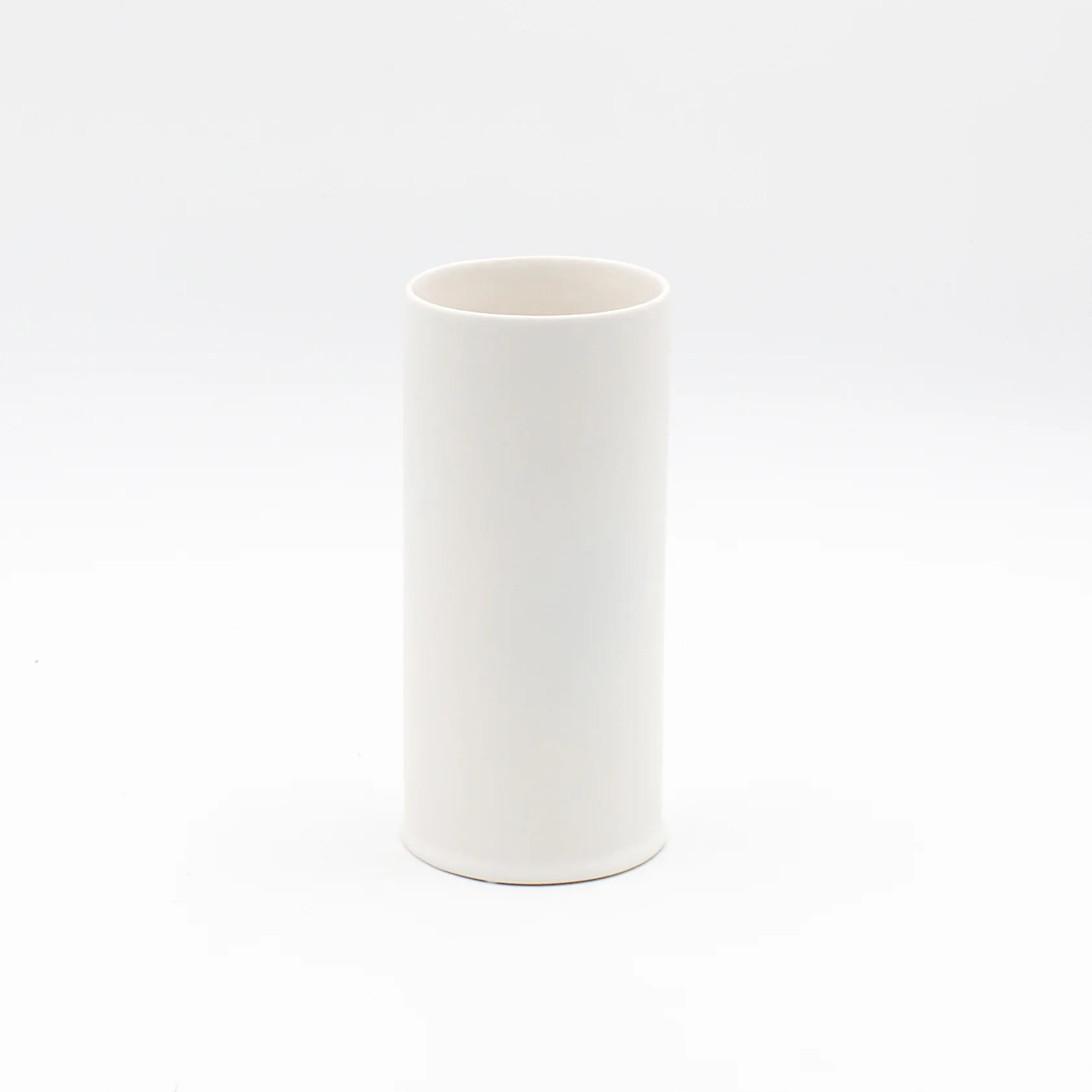 DBKD Astillbe Vase - White or Dust - Image 3